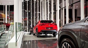 Nowy salon Toyoty i Lexusa w Krakowie – luksusowe centrum japońskiej motoryzacji